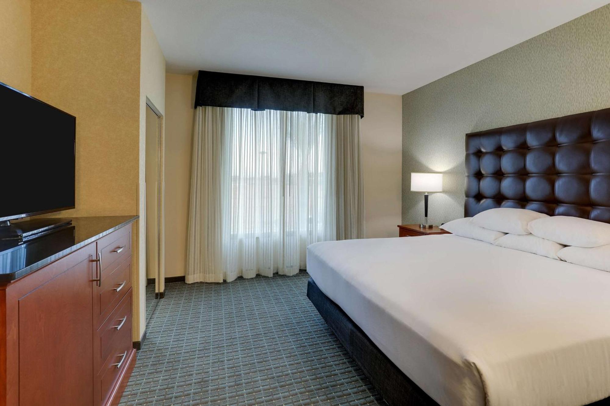 Drury Inn & Suites Phoenix Chandler Fashion Center Ngoại thất bức ảnh